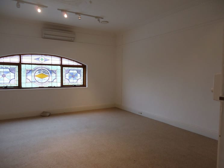 Click to view all images 155 McKinnon Road Mckinnon VIC 3204 - Image 3
