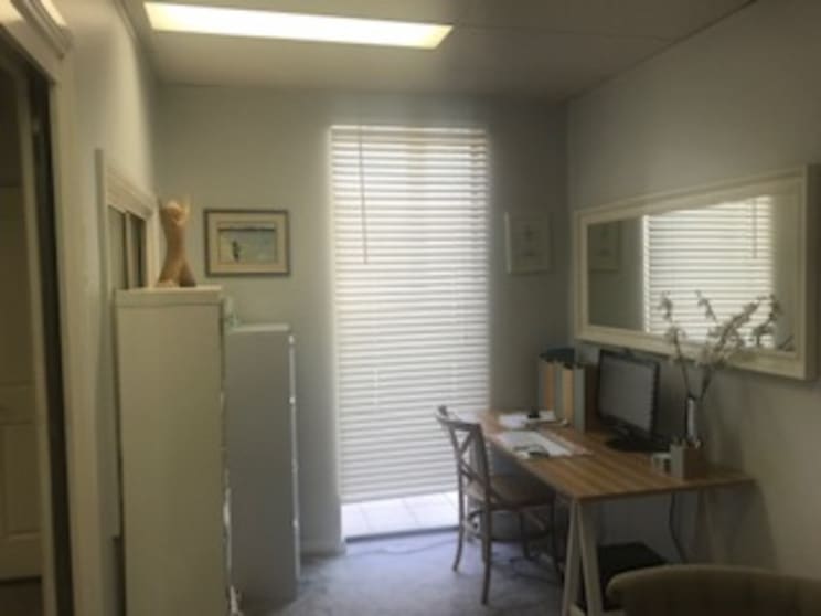 Click to view all images GF Suite 1/109 Herries Street East Toowoomba QLD 4350 - Image 2