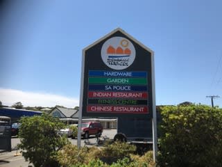 Click to view all images 10 Edward Avenue Normanville SA 5204 - Image 3