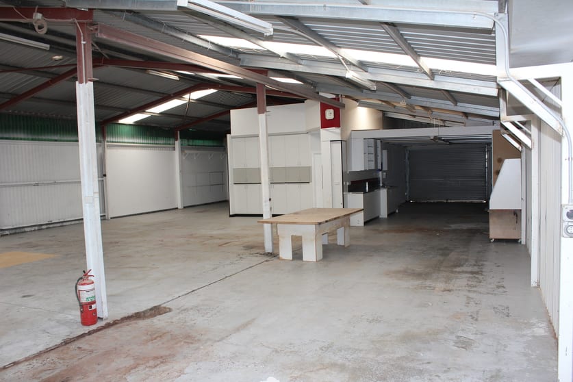 Unit 2/15 Alloa Road Maddington WA 6109 - Image 2