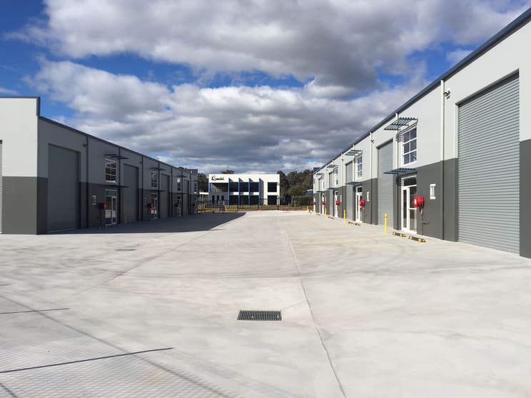 Click to view all images 35 Cumberland Avenue South Nowra NSW 2541 - Image 1