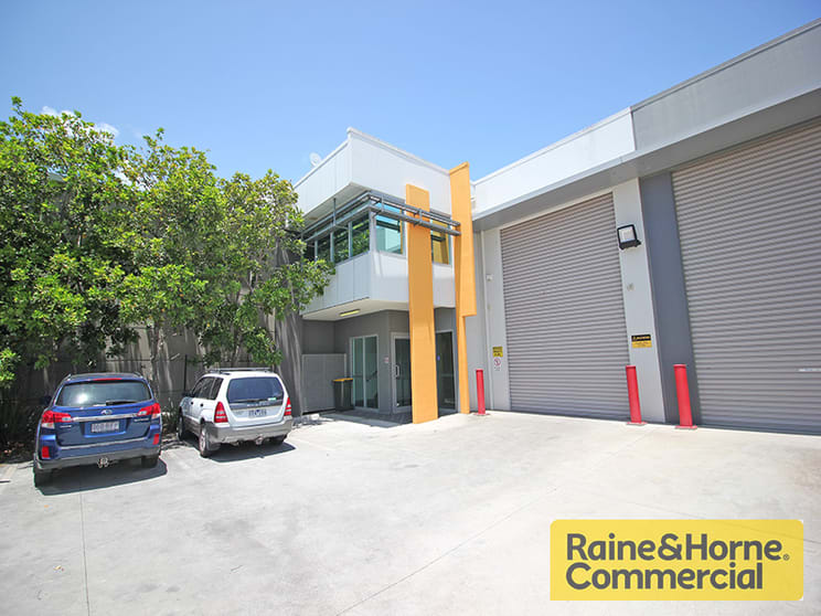 Click to view all images 7/21-23 Flinders Parade North Lakes QLD 4509 - Image 1