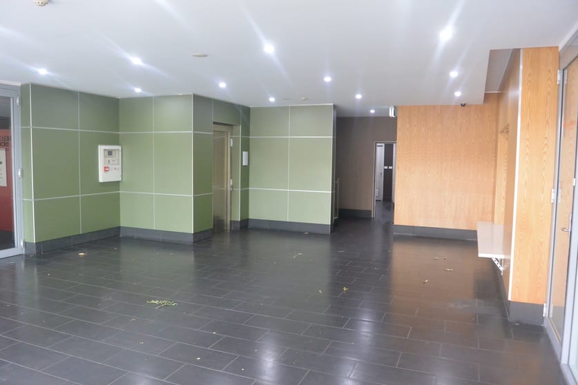 Click to view all images 5C/1 Box Road Caringbah NSW 2229 - Image 3