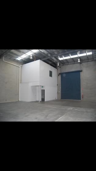 Click to view all images 17 Walhalla Way Ravenhall VIC 3023 - Image 3