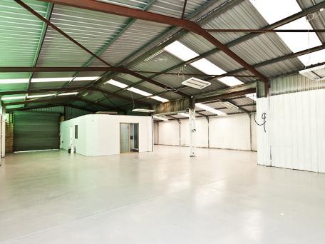 Click to view all images Unit 4/15 Alloa Road Maddington WA 6109 - Image 3