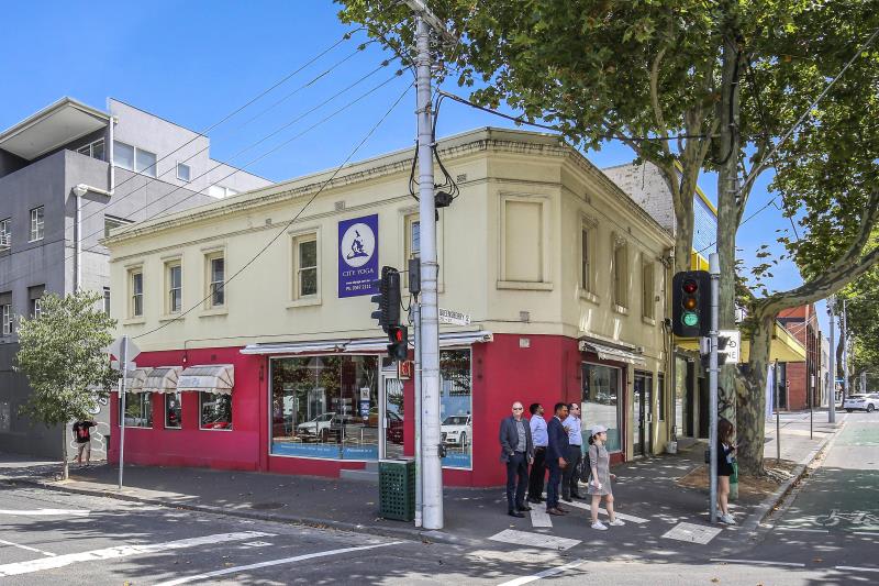 Click to view all images 259 Queensberry Street Carlton VIC 3053 - Image 2