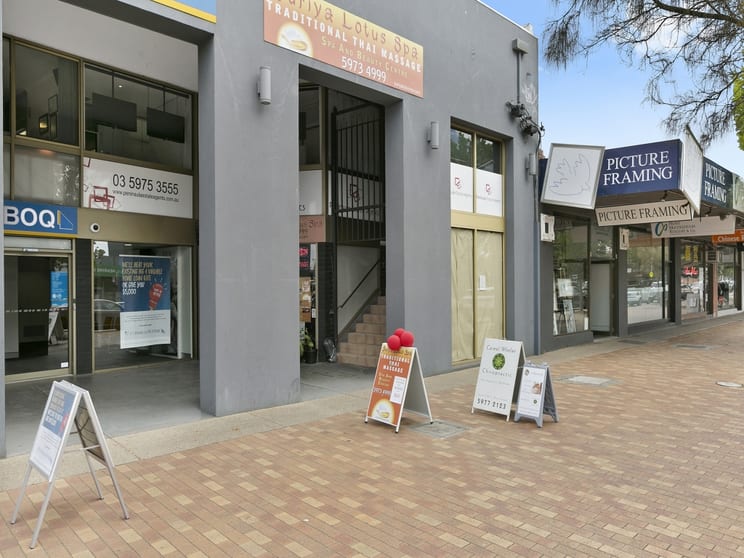 Click to view all images 2/211 Main Street Mornington VIC 3931 - Image 1