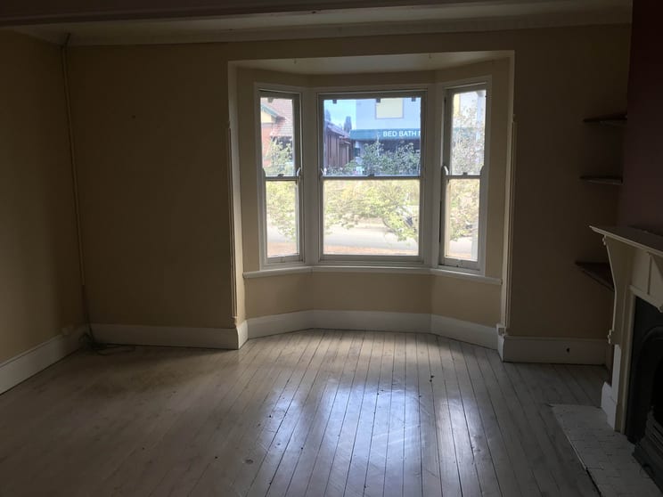 Click to view all images 1/165 Leura Mall Leura NSW 2780 - Image 3