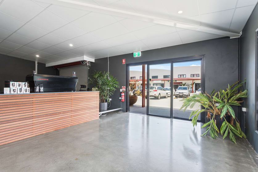 Click to view all images 1/4 Banksia Drive Byron Bay NSW 2481 - Image 3