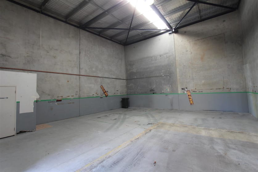 Click to view all images Unit 2/1 Box Road Caringbah NSW 2229 - Image 2