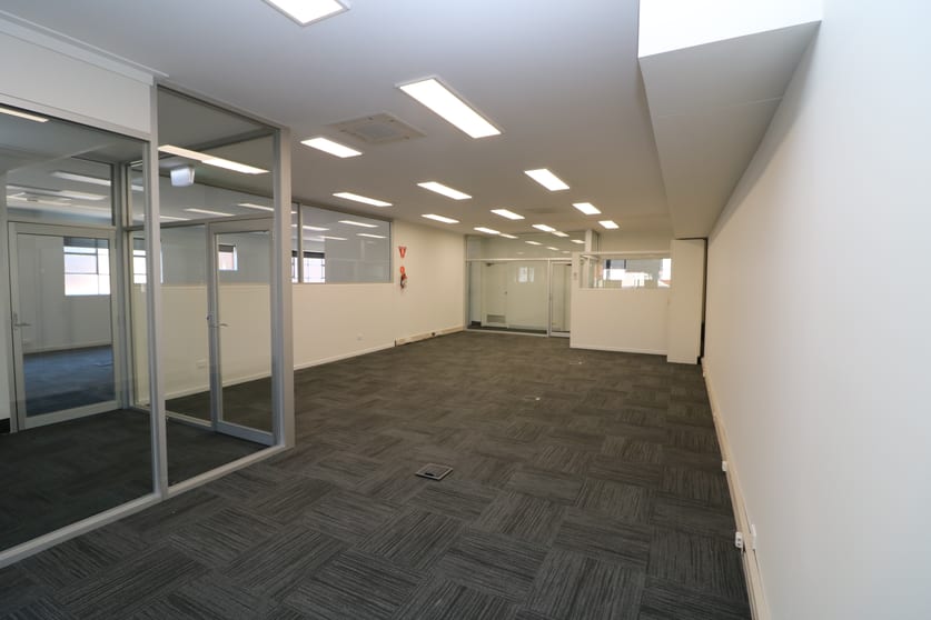 Click to view all images Suite 4/16 James Street Geelong VIC 3220 - Image 3