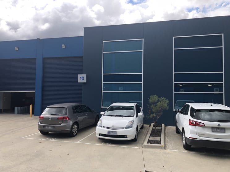 Click to view all images U10/25-39 Cook Road Mitcham VIC 3132 - Image 2