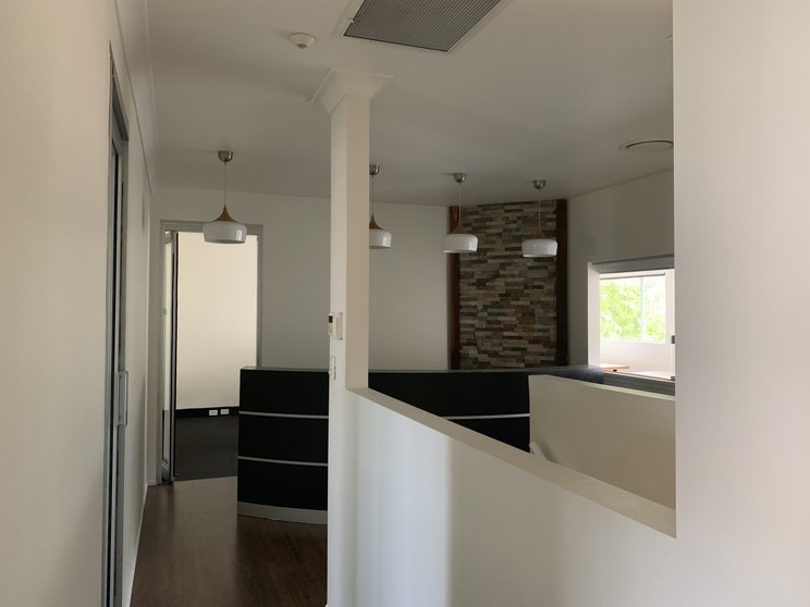 Click to view all images 4/18 Lake Street Varsity Lakes QLD 4227 - Image 2