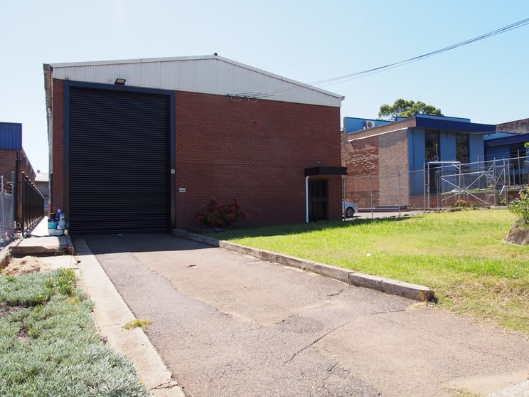 Click to view all images 8a Sammut Street Smithfield NSW 2164 - Image 1