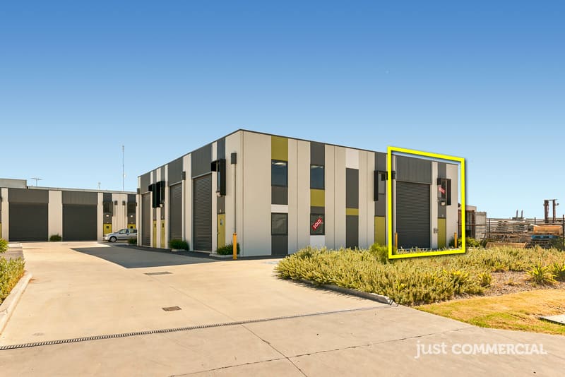 Click to view all images 17/9-11 Graham Daff Boulevard Braeside VIC 3195 - Image 2