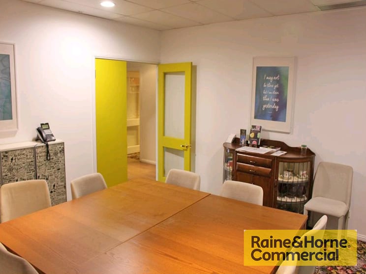 Click to view all images 10 Albion Road Albion QLD 4010 - Image 2