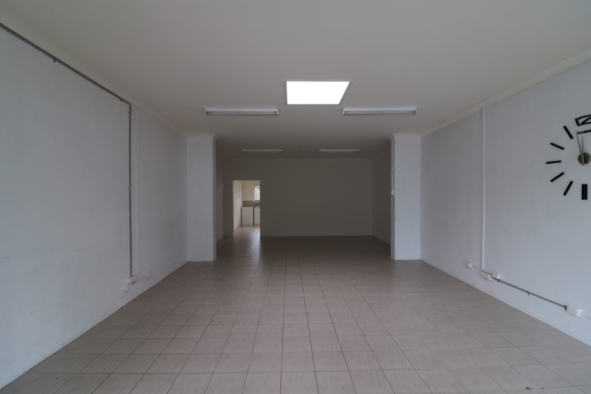 Click to view all images 55 Kareela Road Frankston VIC 3199 - Image 2