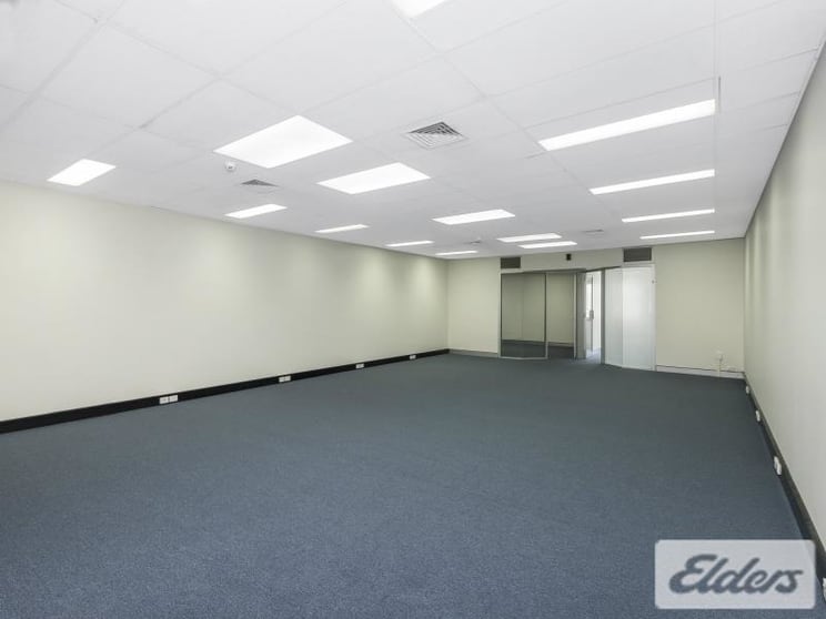 Click to view all images 12 Heussler Terrace Milton QLD 4064 - Image 3