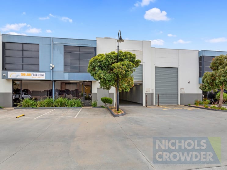 Click to view all images 3/26-28 Roberna Street Moorabbin VIC 3189 - Image 1