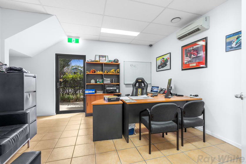 Click to view all images 41 Brownlee Street Pinkenba QLD 4008 - Image 2