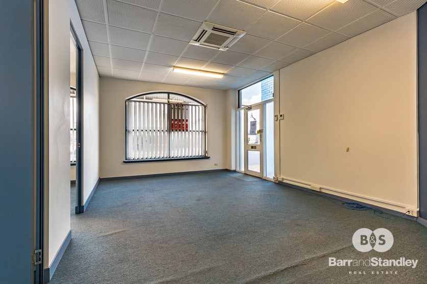 Click to view all images a/6 Spencer Bunbury WA 6230 - Image 2