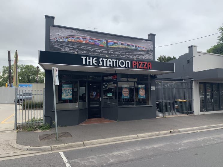 Click to view all images 422 Melbourne Road Newport VIC 3015 - Image 1