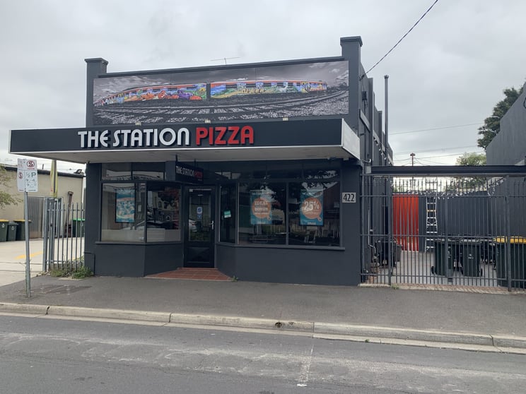 Click to view all images 422 Melbourne Road Newport VIC 3015 - Image 2