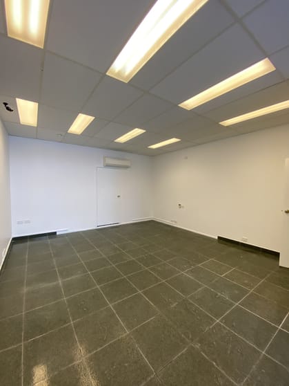 Click to view all images 1/280 Crown Street Wollongong NSW 2500 - Image 2