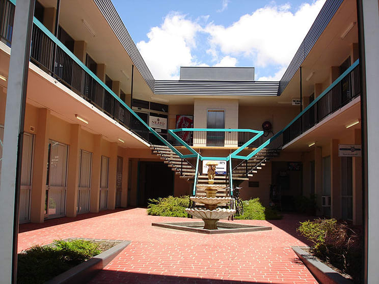 Click to view all images 13/36 Quay Bundaberg Central QLD 4670 - Image 3
