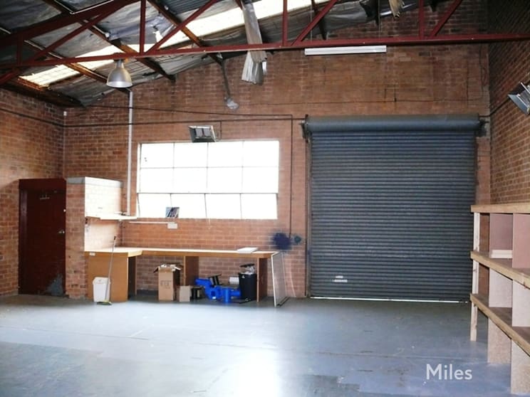 Click to view all images 3/55-57 St Hellier Street Heidelberg Heights VIC 3081 - Image 2
