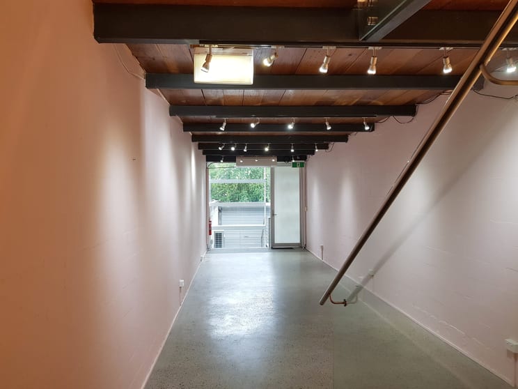 Click to view all images 84 Oxford St Paddington NSW 2021 - Image 2