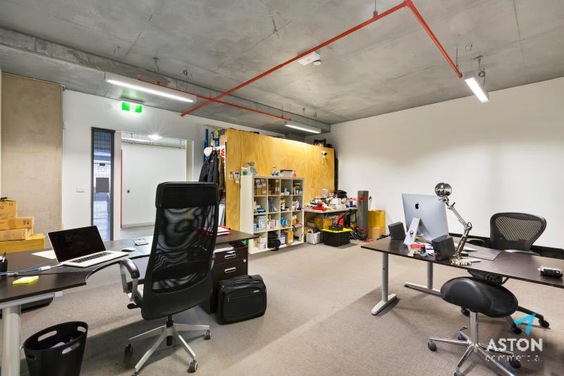 Click to view all images 1.03/15-87 Gladstone Street South Melbourne VIC 3205 - Image 3