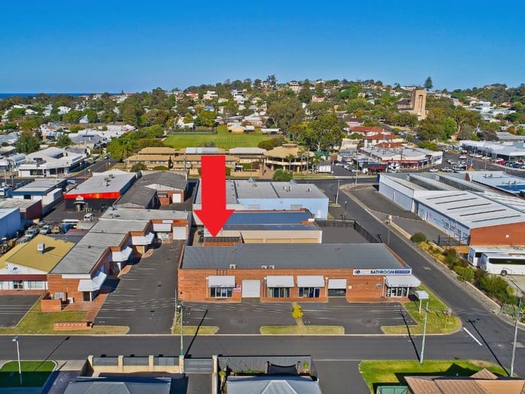 Click to view all images 5/8 George Street Bunbury WA 6230 - Image 1