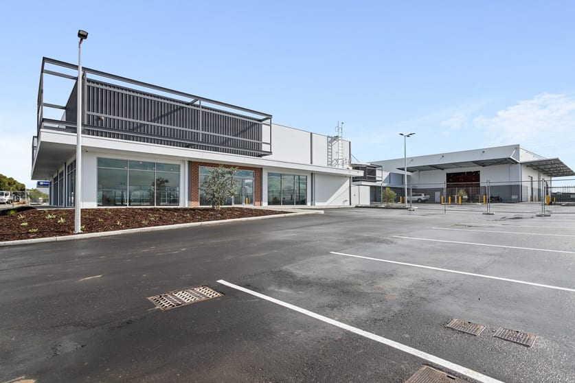 Click to view all images 79 Gnangara Road Wangara WA 6065 - Image 3