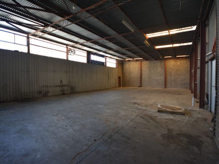 Click to view all images Unit 2, 214-216 Richmond Road Marleston SA 5033 - Image 2