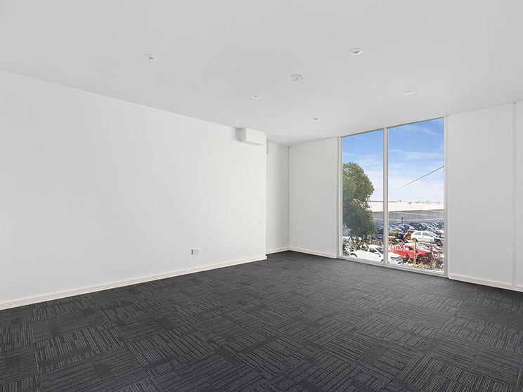 Click to view all images 22 Eton Street Preston VIC 3072 - Image 3