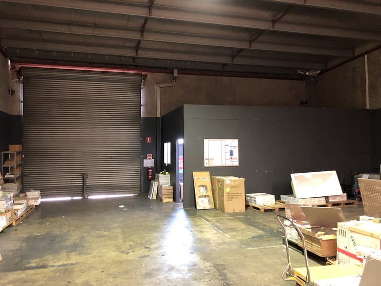 Click to view all images 3/3507 Pacific Highway Slacks Creek QLD 4127 - Image 3