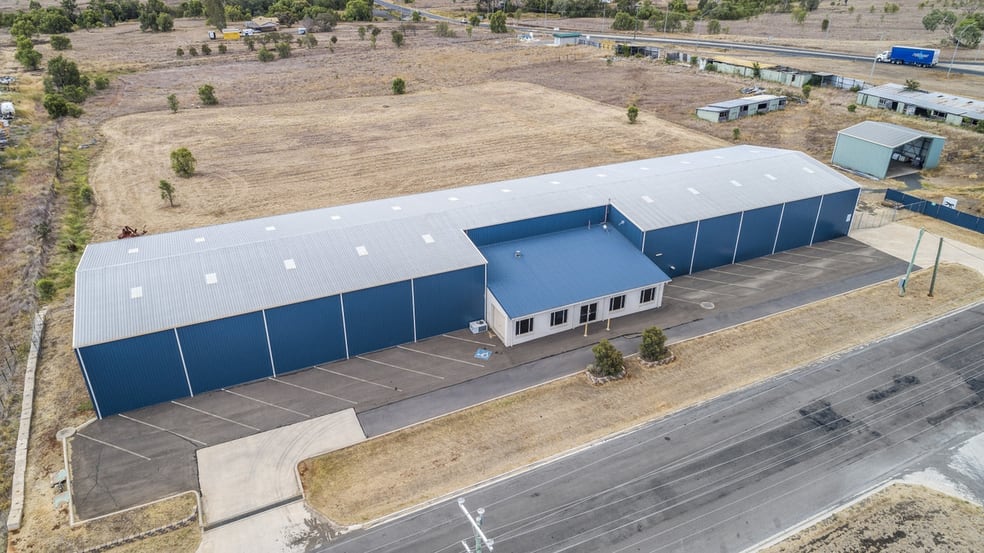 Click to view all images 28 Troys Road Charlton QLD 4350 - Image 3