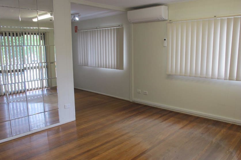 Click to view all images 89 Boyland Avenue Coopers Plains QLD 4108 - Image 2