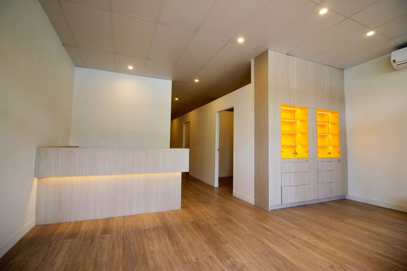 Click to view all images 8-10 West Street Burleigh Heads QLD 4220 - Image 3
