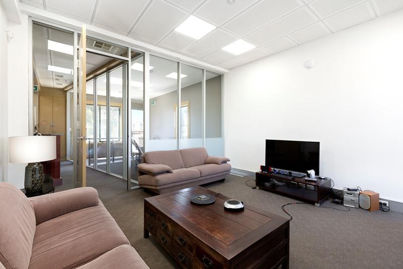 Click to view all images 10 Rutland Rd Box Hill VIC 3128 - Image 3