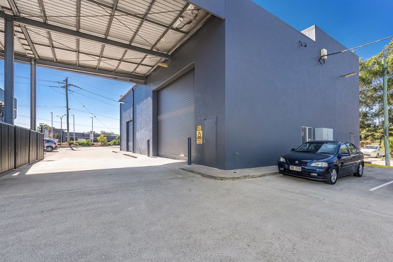 Click to view all images 286 Southport Nerang Road Ashmore QLD 4214 - Image 2