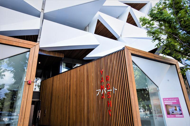Click to view all images Ground Unit C57/001/32 Mort Street Braddon ACT 2612 - Image 2