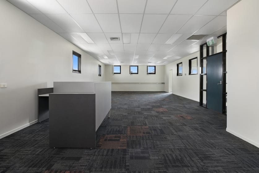 Click to view all images Level 1, Office 3/172 Latrobe Terrace Geelong West VIC 3218 - Image 2