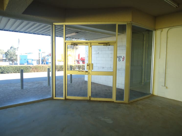 Click to view all images 3/89-93 Erindale Road Balcatta WA 6021 - Image 3