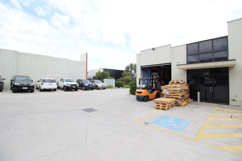 Click to view all images 1/5 Satu Way Mornington VIC 3931 - Image 2