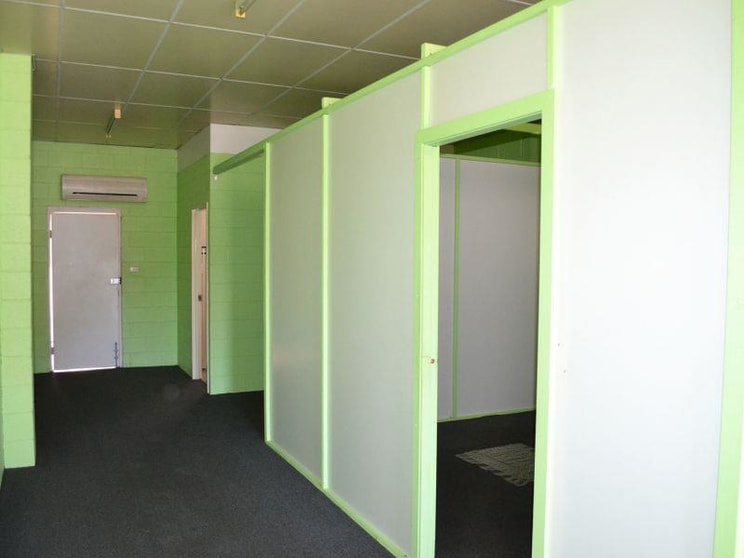 Click to view all images Shop 2/328-332 Hobart Road Youngtown TAS 7249 - Image 3