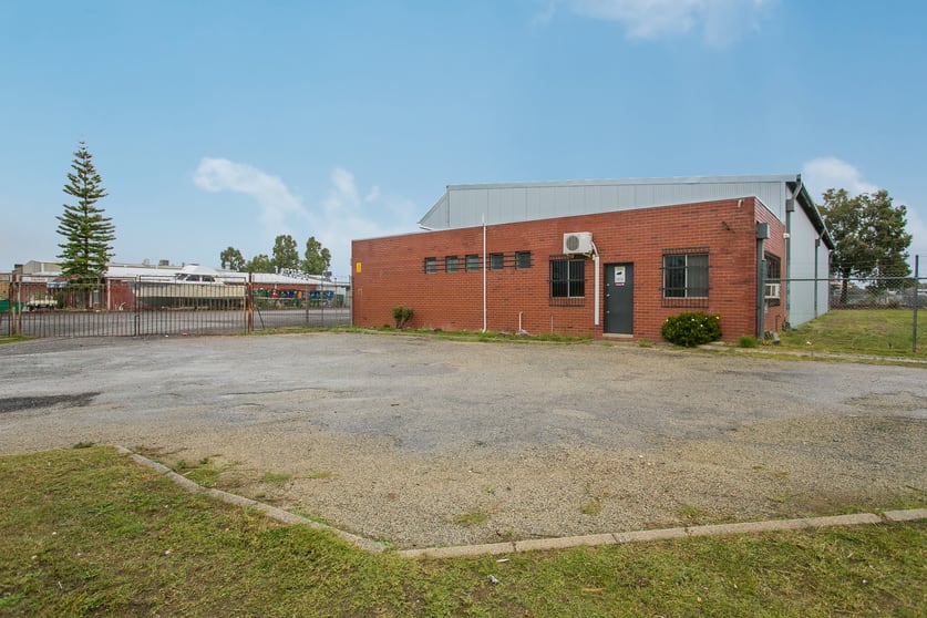 25 Church Road Maddington WA 6109 - Image 2