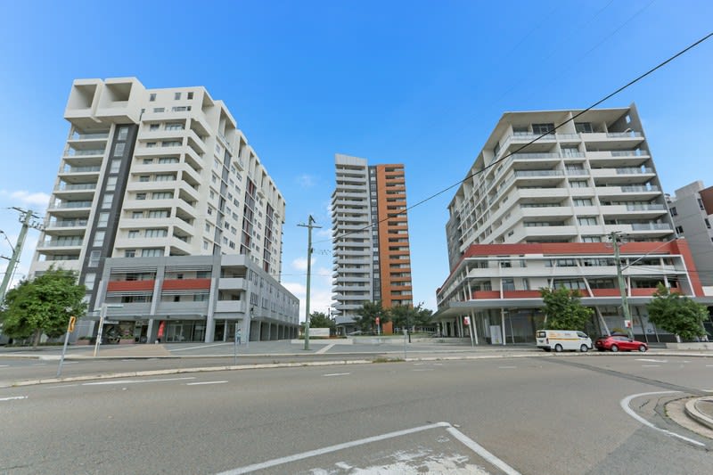 Click to view all images 99 Forest Road Hurstville NSW 2220 - Image 2