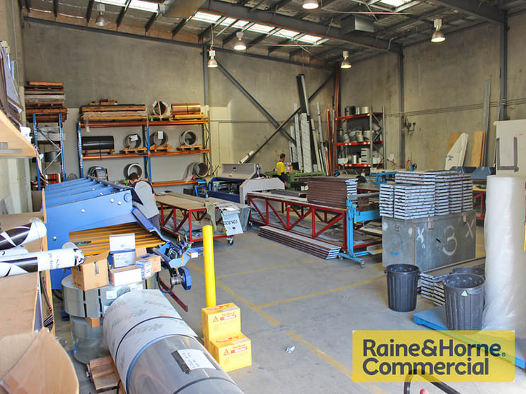 Click to view all images Nundah QLD 4012 - Image 2